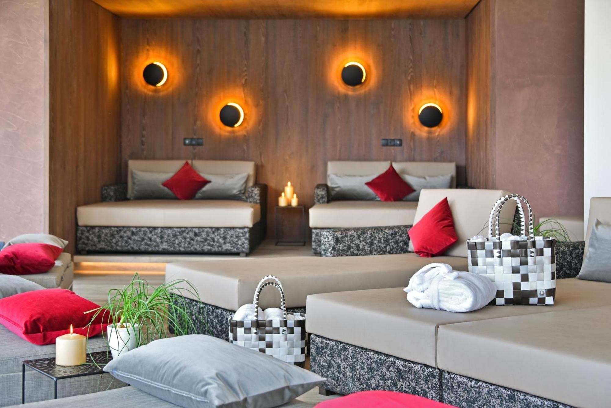 שנה Hotel Schlosswirt מראה חיצוני תמונה